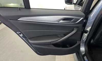 BMW 5-Series 2017, 46801 км, за 17263.85 USD - фото 25