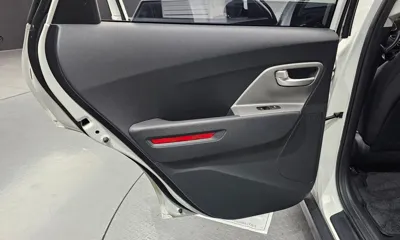 Kia Niro 2023, 49109 км, за 13874.94 USD - фото 25