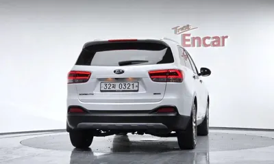 Kia Sorento 2016, 144314 км, за 8125.85 USD