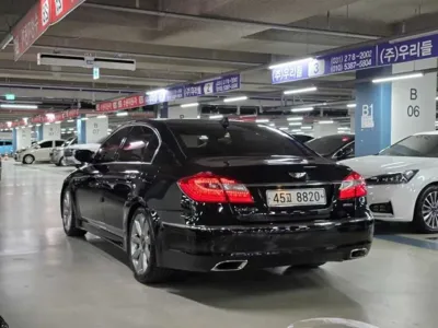 Hyundai Genesis 2012, 218704 км, за 4588.42 USD