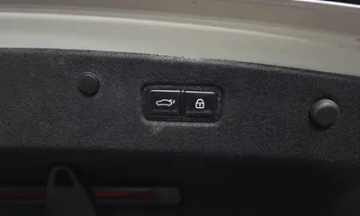 Kia K8 2024, 8102 км, за 18970.72 USD - фото 31