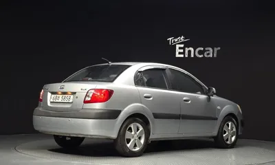 Kia Pride 2008, 18821 км, за 2276.87 USD