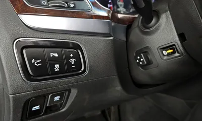 Hyundai Equus 2015, 380584 км, за 2980.13 USD - фото 14