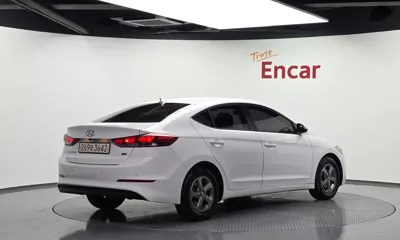 Hyundai Avante 2017, 132546 км, за 5047.57 USD