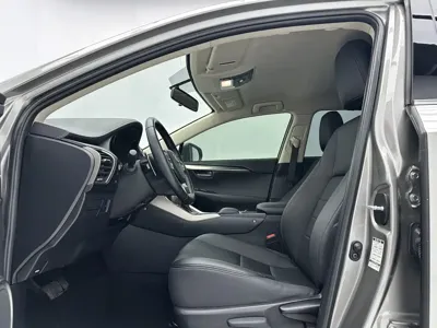 Lexus NX 2021, 43000 км, за 33813.35 USD