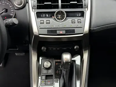 Lexus NX 2021, 43000 км, за 33813.35 USD - фото 14