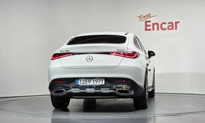 Mercedes-Benz GLC-Class 2025, 13928 км, за 52028.37 USD