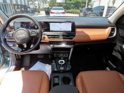 Kia Seltos 2025, 33583 км, за 15557.31 USD