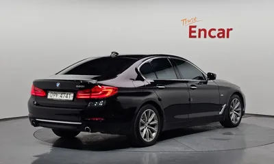 BMW 5-Series 2018, 132711 км, за 12228.99 USD