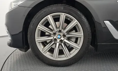 BMW 5-Series 2018, 132711 км, за 12228.99 USD