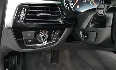 BMW 5-Series 2018, 132711 км, за 12228.99 USD - фото 18