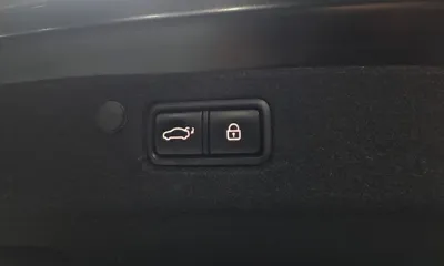Hyundai Grandeur 2020, 128347 км, за 12465.54 USD - фото 20