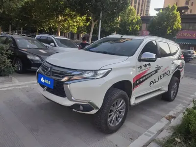 Mitsubishi Pajero (Import) · 2020 год