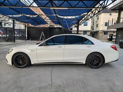 Mercedes-Benz S-Class 2015, 208000 км, за 27322.43 USD
