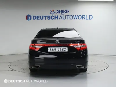 Hyundai Grandeur 2015, 128680 км, за 6012.55 USD