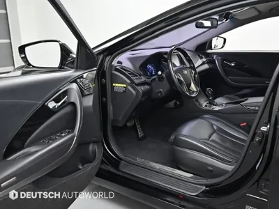 Hyundai Grandeur 2015, 128680 км, за 6012.55 USD - фото 11