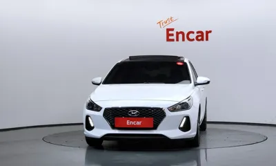 Hyundai i30 2018, 41013 км, за 7469.28 USD