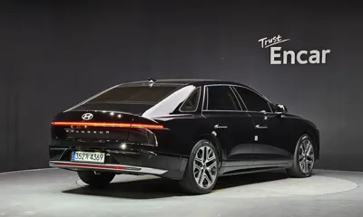 Hyundai Grandeur 2023, 131722 км, за 16735.03 USD