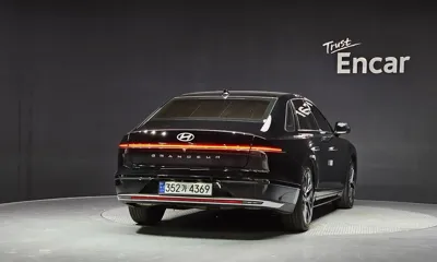 Hyundai Grandeur 2023, 131722 км, за 16735.03 USD