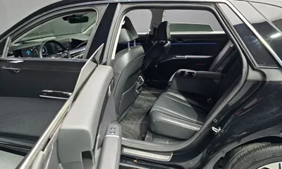 Hyundai Grandeur 2023, 131722 км, за 16735.03 USD - фото 27