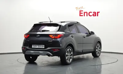 Kia Stonic 2018, 34246 км, за 8270.97 USD
