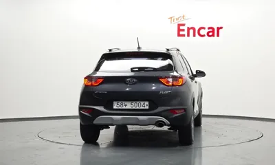Kia Stonic 2018, 34246 км, за 8270.97 USD