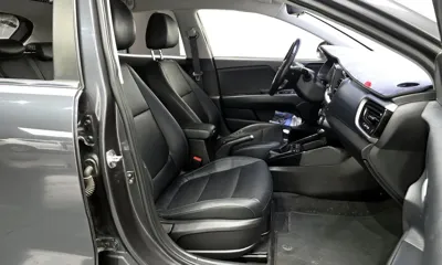 Kia Stonic 2018, 34246 км, за 8270.97 USD - фото 11