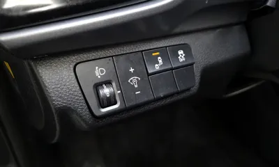 Kia Stonic 2018, 34246 км, за 8270.97 USD - фото 16