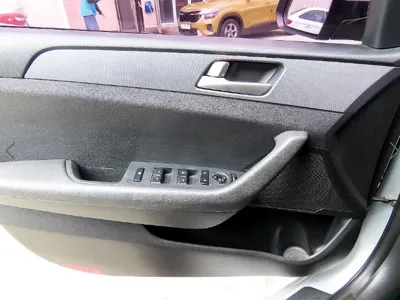 Hyundai Sonata 2018, 154189 км, за 4206.31 USD - фото 11