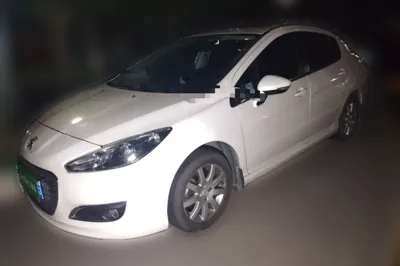 Peugeot 308 · 2014 год