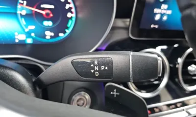 Mercedes-Benz GLC-Class 2021, 96864 км, за 57819.46 USD - фото 9