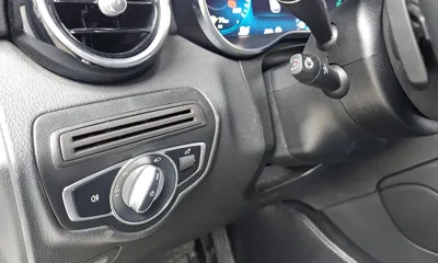 Mercedes-Benz GLC-Class 2021, 96864 км, за 57819.46 USD - фото 20