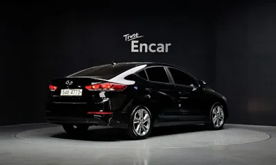 Hyundai Avante 2018, 81552 км, за 4160.44 USD