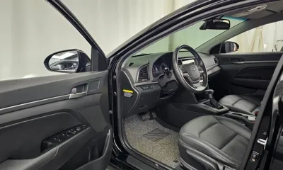 Hyundai Avante 2018, 81552 км, за 4160.44 USD - фото 10