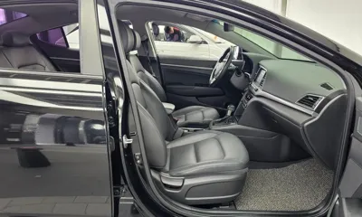 Hyundai Avante 2018, 81552 км, за 4160.44 USD - фото 11