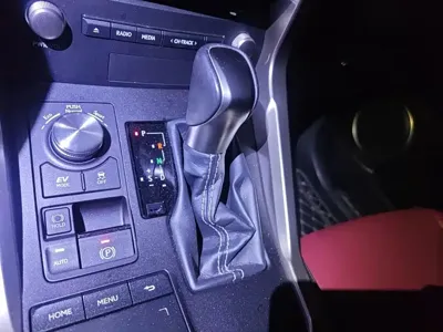 Lexus NX 2019, 111700 км, за 19477.81 USD - фото 7