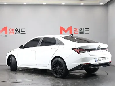 Hyundai Avante 2021, 67641 км, за 11009.78 USD