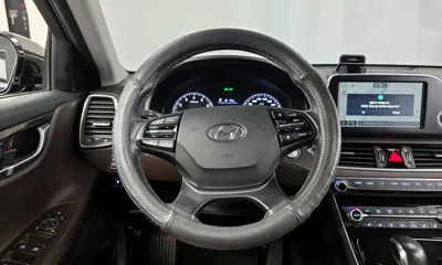 Hyundai Grandeur 2018, 112248 км, за 8131.68 USD - фото 12
