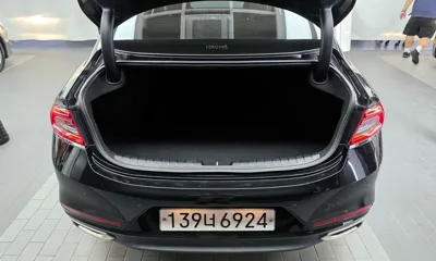 Hyundai Grandeur 2018, 112248 км, за 8131.68 USD - фото 20