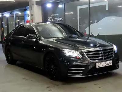 Mercedes-Benz S-Class · 2018 год