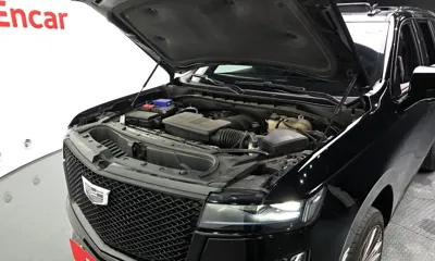 Cadillac Escalade 2023, 42714 км, за 68372.7 USD - фото 6
