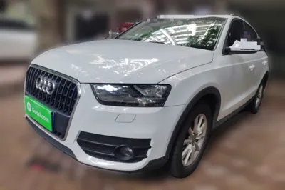 Audi Q3 · 2015 год