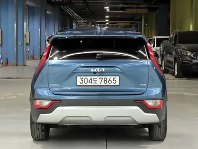 Kia Niro 2023, 123086 км, за 11661.24 USD