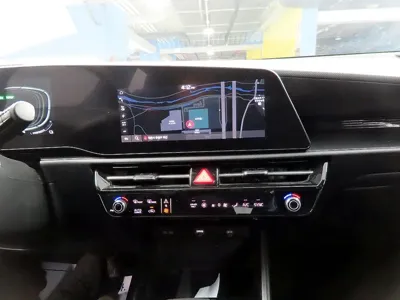 Kia Niro 2023, 123086 км, за 11644.56 USD - фото 15
