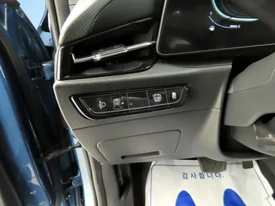 Kia Niro 2023, 123086 км, за 11644.56 USD - фото 17