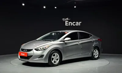 Hyundai Avante · 2012 год