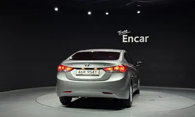 Hyundai Avante 2012, 35689 км, за 2750.43 USD