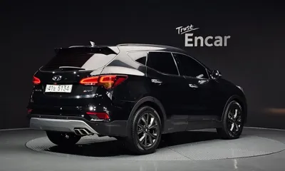 Hyundai Santafe 2017, 199184 км, за 5915.62 USD