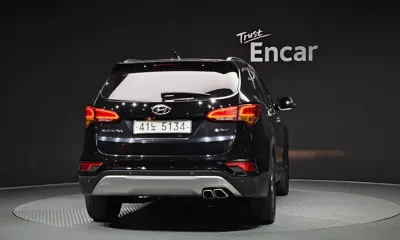 Hyundai Santafe 2017, 199184 км, за 5915.62 USD