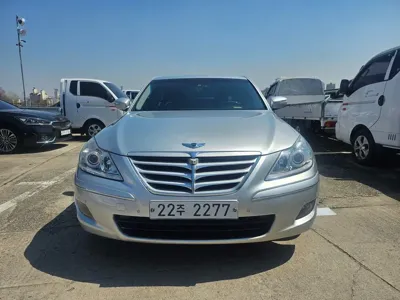 Hyundai Genesis 2008, 116309 км, за 2560.06 USD